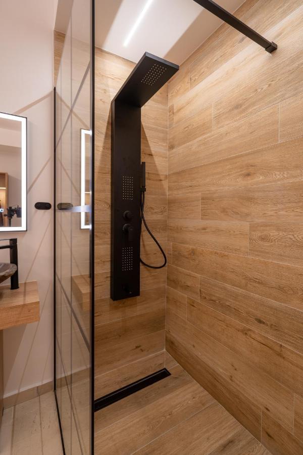 הרקליון Luxury Suite In Downtown מראה חיצוני תמונה