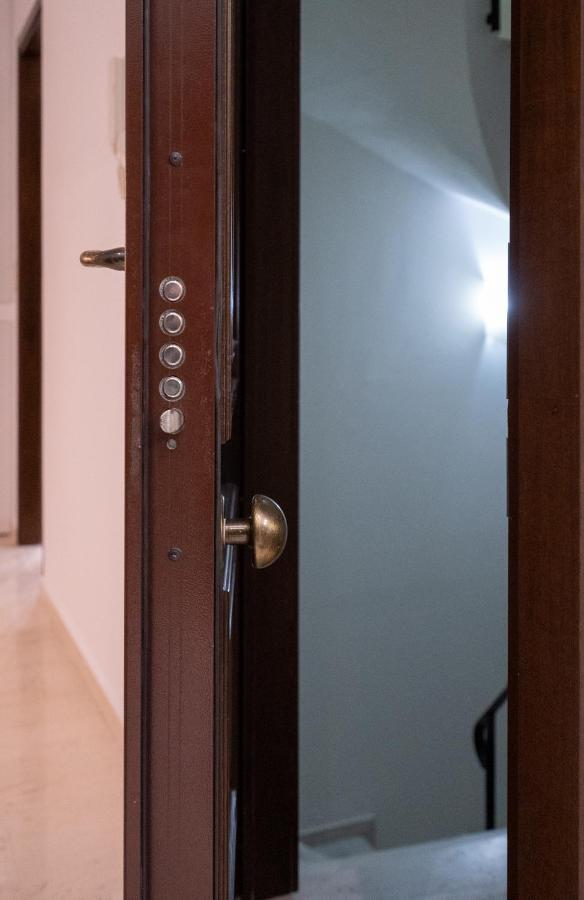 הרקליון Luxury Suite In Downtown מראה חיצוני תמונה