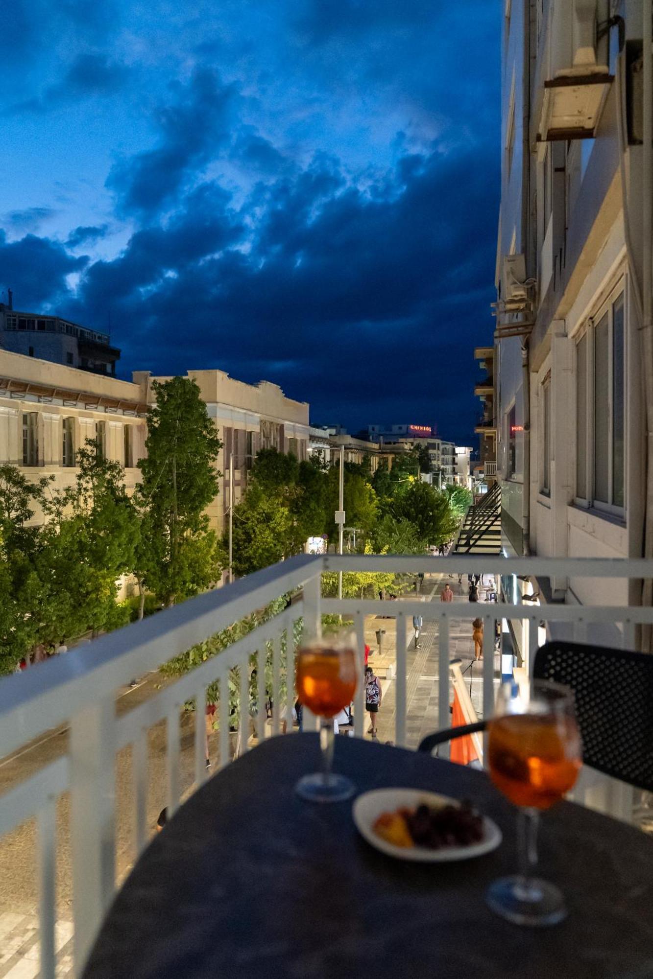 הרקליון Luxury Suite In Downtown מראה חיצוני תמונה